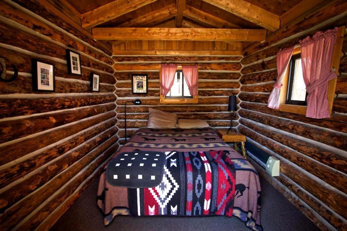 Escalante Outfitters Hotel Room photo